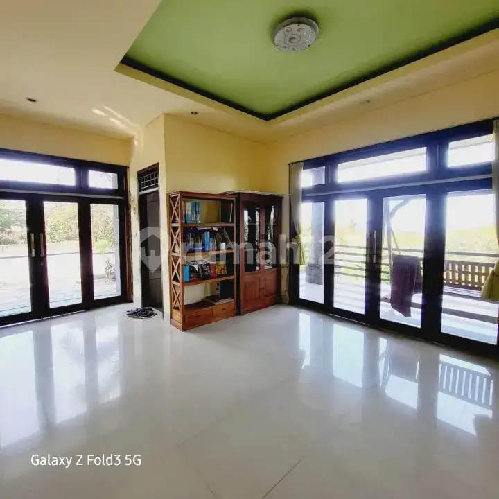 Rumah 2 Lantai Harga Murah di Karangasem Dijual Cepat