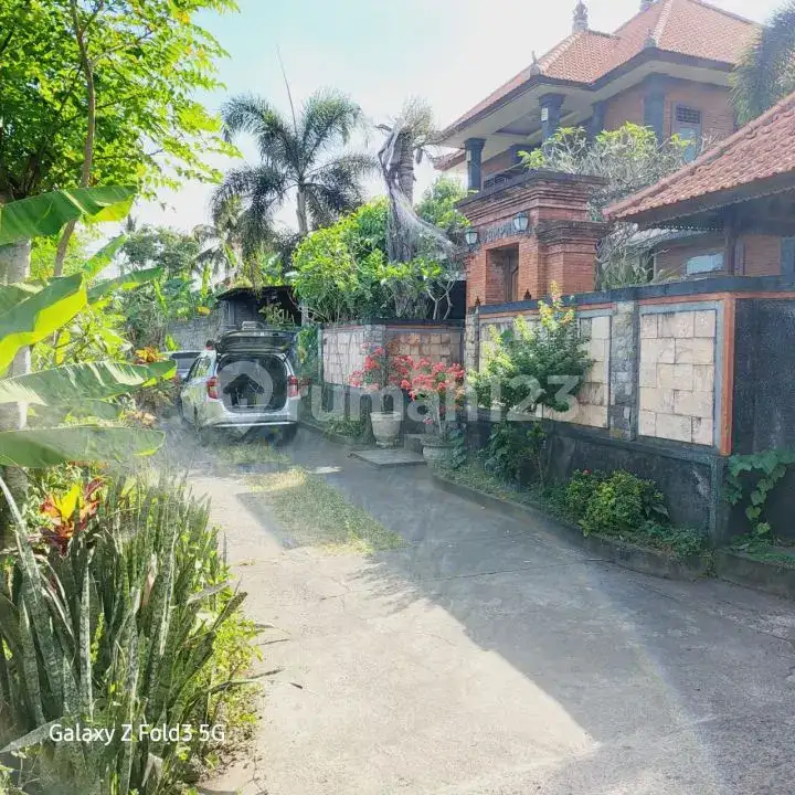 Rumah 2 Lantai Harga Murah di Karangasem Dijual Cepat