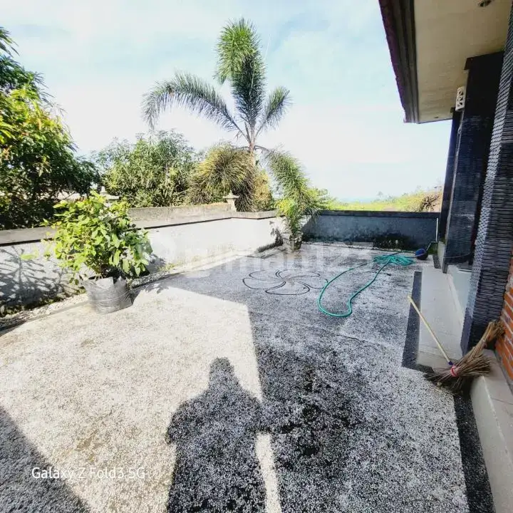 Rumah 2 Lantai Harga Murah di Karangasem Dijual Cepat