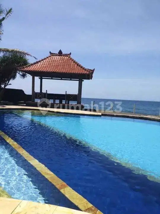 Bungalow 6 Kamar Tepi Pantai