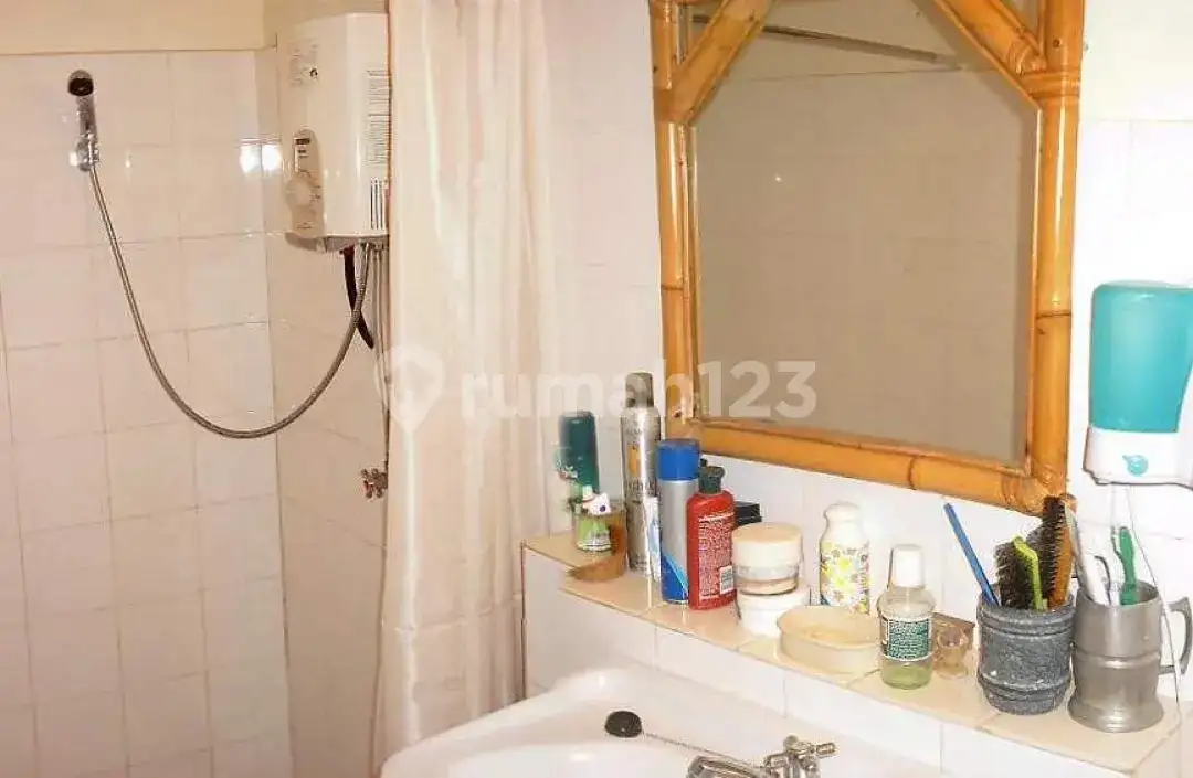 Rumah Semi Villa 2 Kamar Tidur Di Central Karangasem