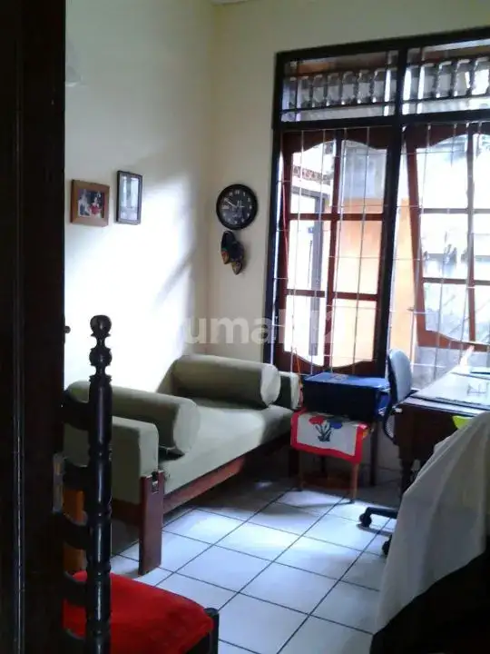 Rumah Semi Villa 2 Kamar Tidur Di Central Karangasem