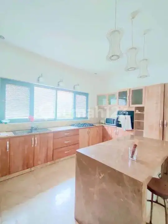 Villa 3 Kamar Tidur Di Central Lovina Dekat Pantai Dan Jalan Utama