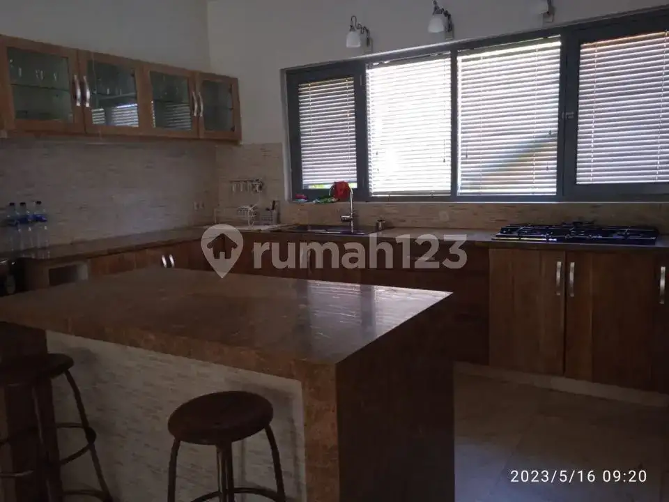 Villa Hanya 100 Meter Dari Pantai Di Lovina