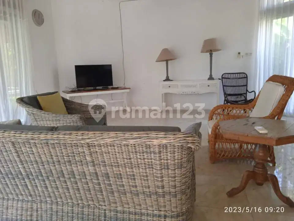 Villa Hanya 100 Meter Dari Pantai Di Lovina