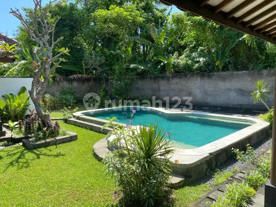 Villa Hanya 100 Meter Dari Pantai Di Lovina