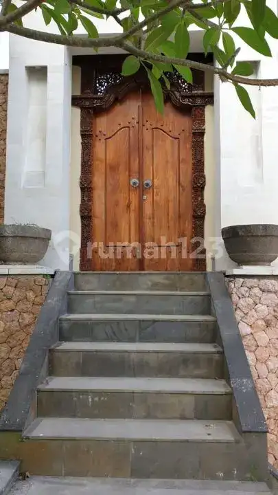 Villa Indah Dengan Pemandangan Laut Menakjubkan Di Jimbaran