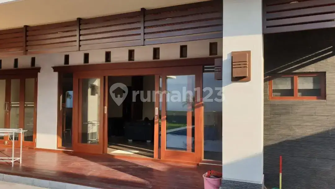 Villa Indah Dengan Pemandangan Laut Menakjubkan Di Jimbaran