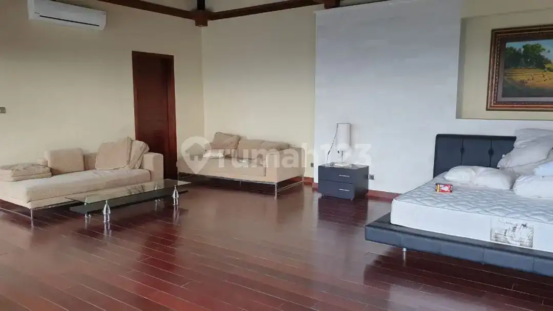 Villa Indah Dengan Pemandangan Laut Menakjubkan Di Jimbaran