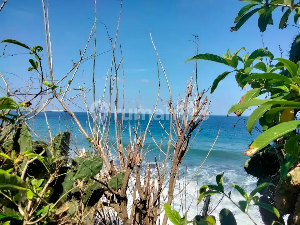 Tanah Pinggir Pantai di Seraya Karangasem Bali