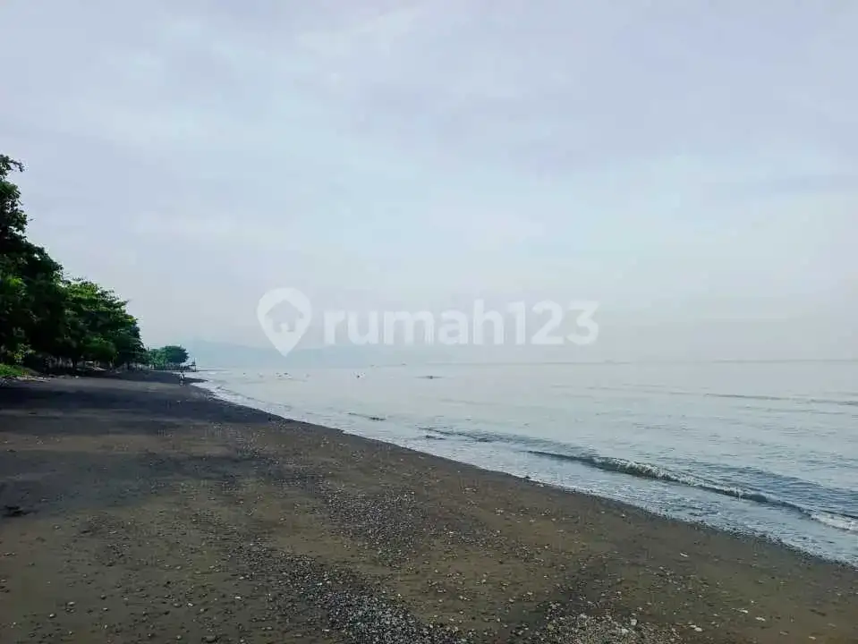 Tanah Beachfront Bonus Bangunan di Lovina Buleleng Bali