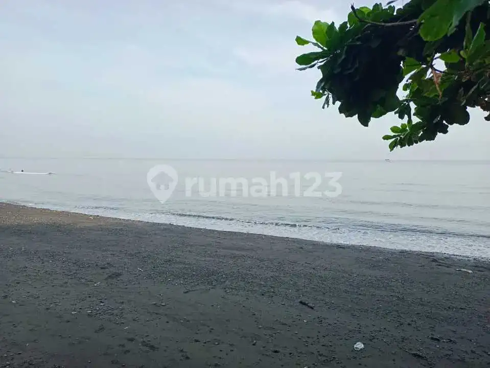 Tanah Beachfront Bonus Bangunan di Lovina Buleleng Bali