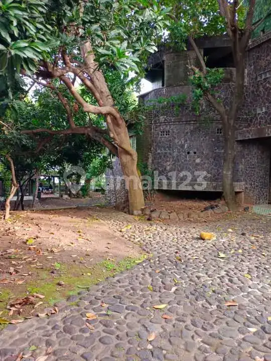 Tanah Beachfront Bonus Bangunan di Lovina Buleleng Bali