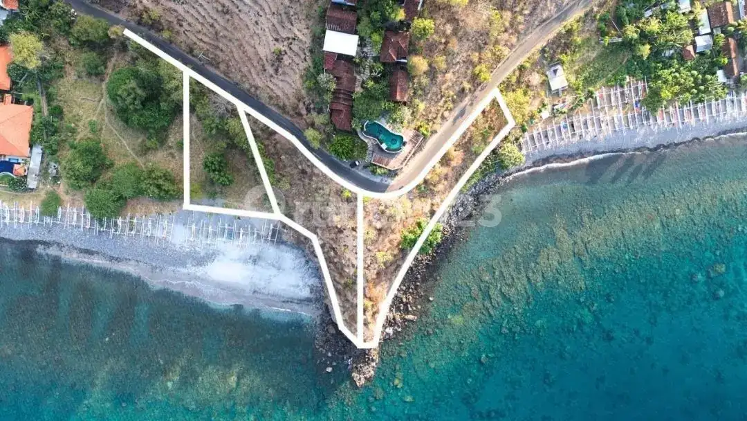 Tanah Cliff Beachfront Premium di Amed Karangasem Bali