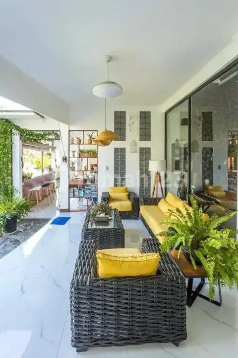 Villa Mewah 3 Kamar Tidur dengan View Indah Dekat Pusat Lovina Bali