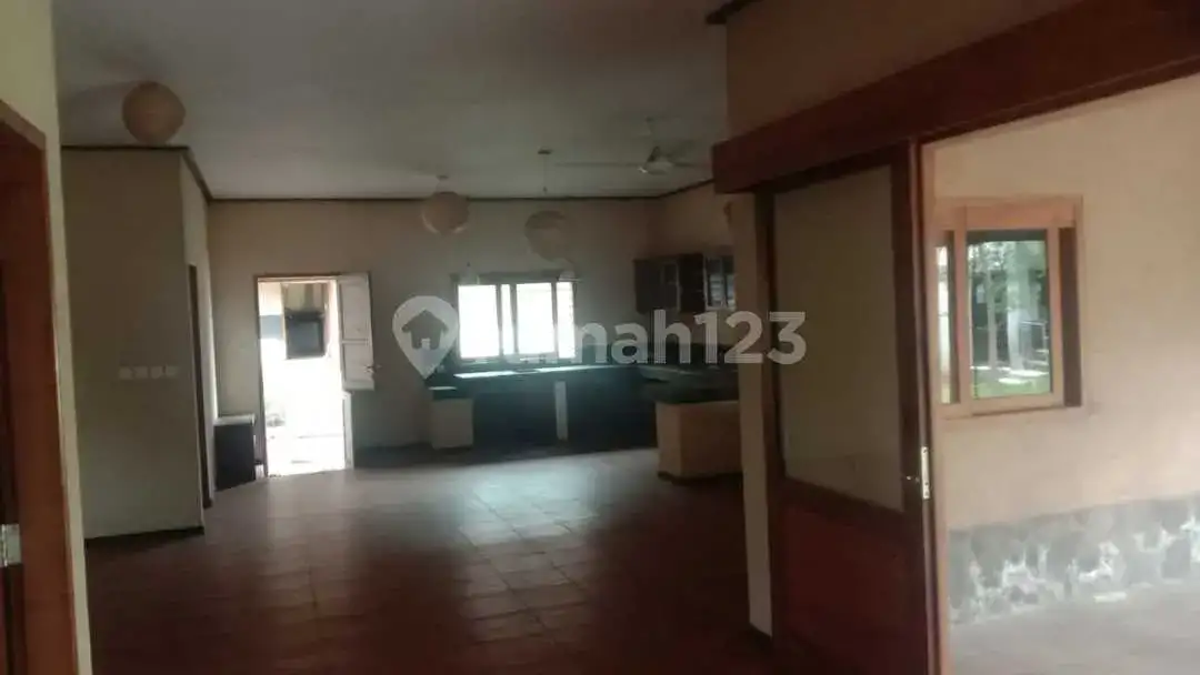 Rumah Villa di Pusat Pemuteran Dekat Pantai Buleleng Bali