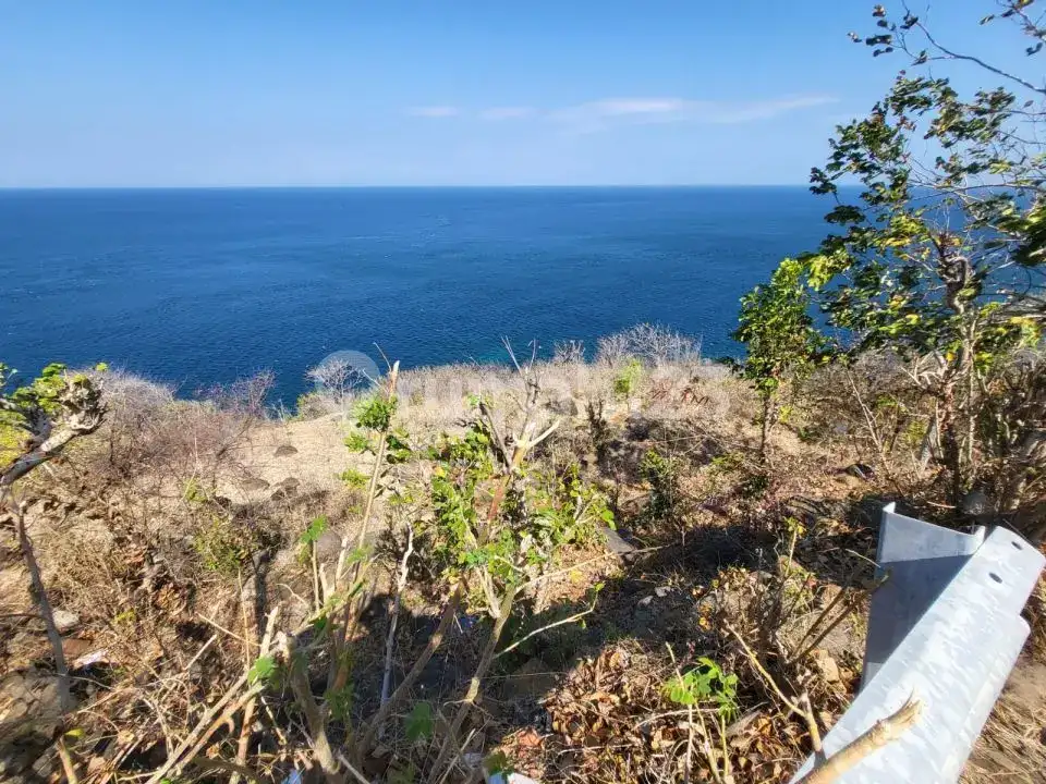 Tanah Cliff Beachfront Premium di Amed Bunutan Karangasem Bali