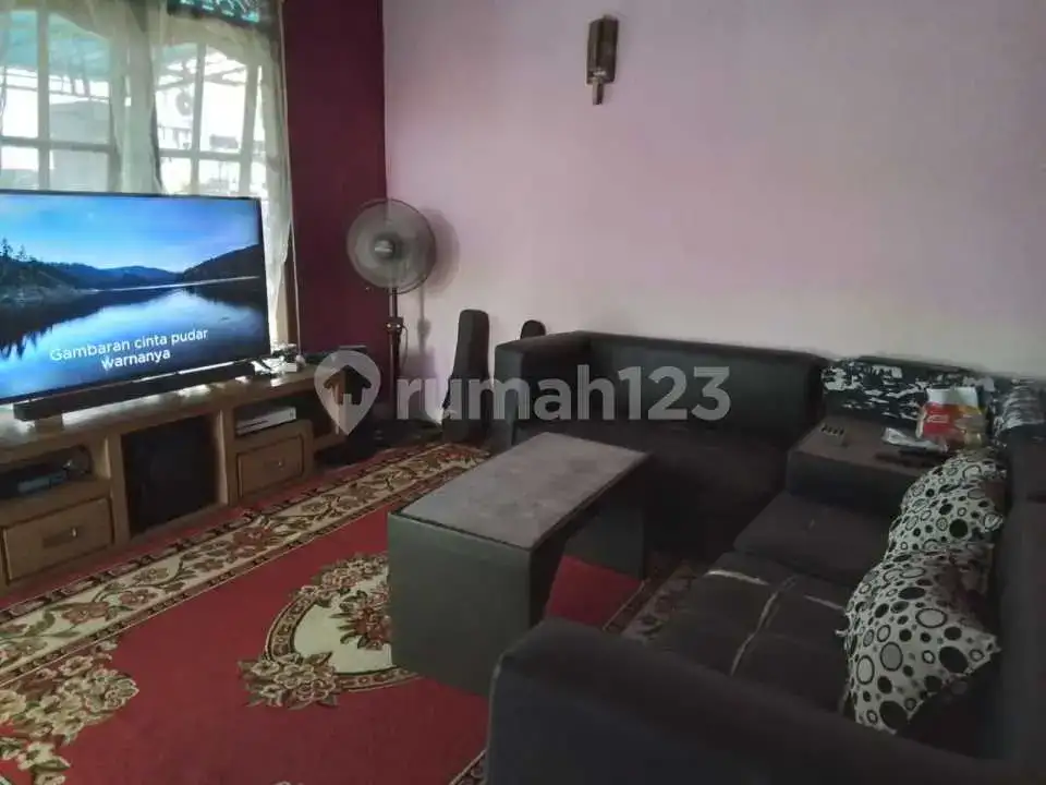 Rumah Semi Villa 3 Kamar Tidur Dekat Pantai di Kaliasem Lovina Buleleng Bali