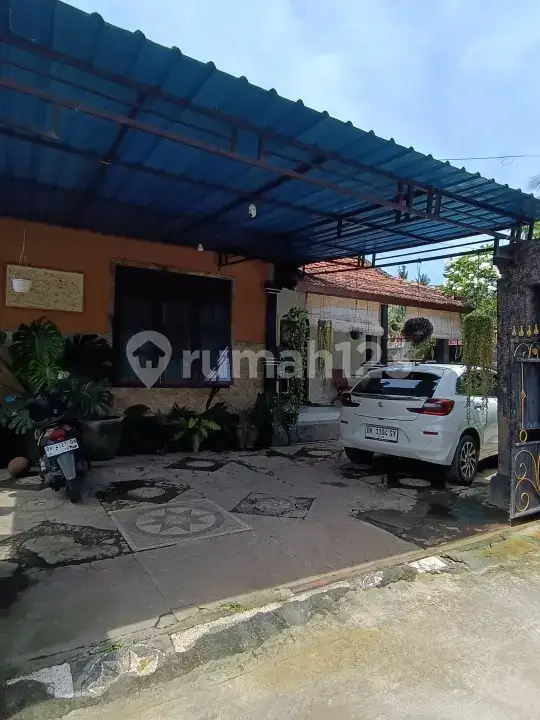 Rumah Semi Villa 3 Kamar Tidur Dekat Pantai di Kaliasem Lovina Buleleng Bali