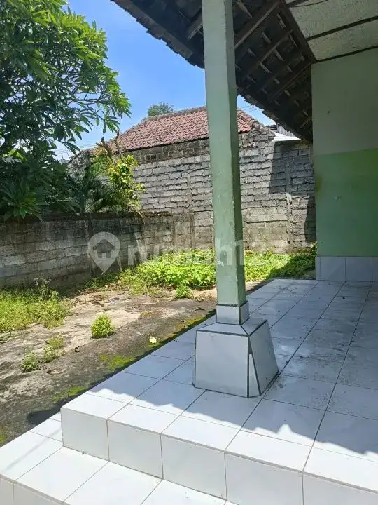 Rumah Lokal 3 Menit ke Pantai di Lovina Buleleng Bali