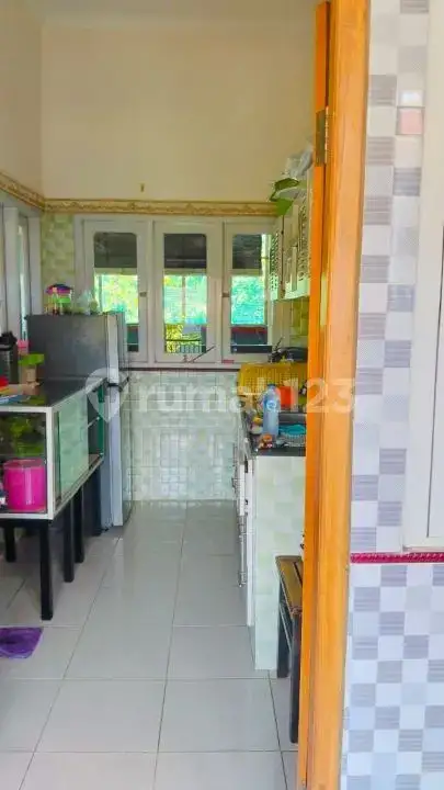 Rumah Usaha Kos dan Homestay 11 Kamar di Pusat Singaraja Buleleng Bali