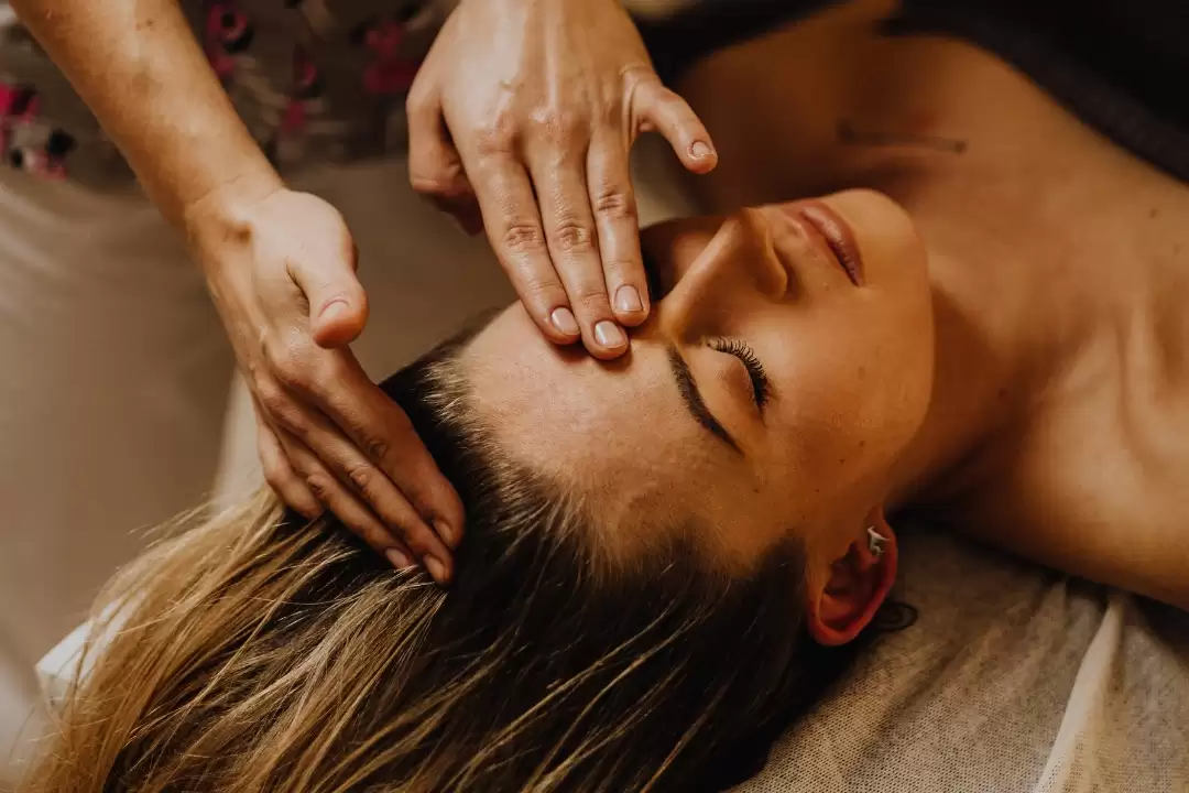 Ayurvedic Shirodara Massage in Ubud3