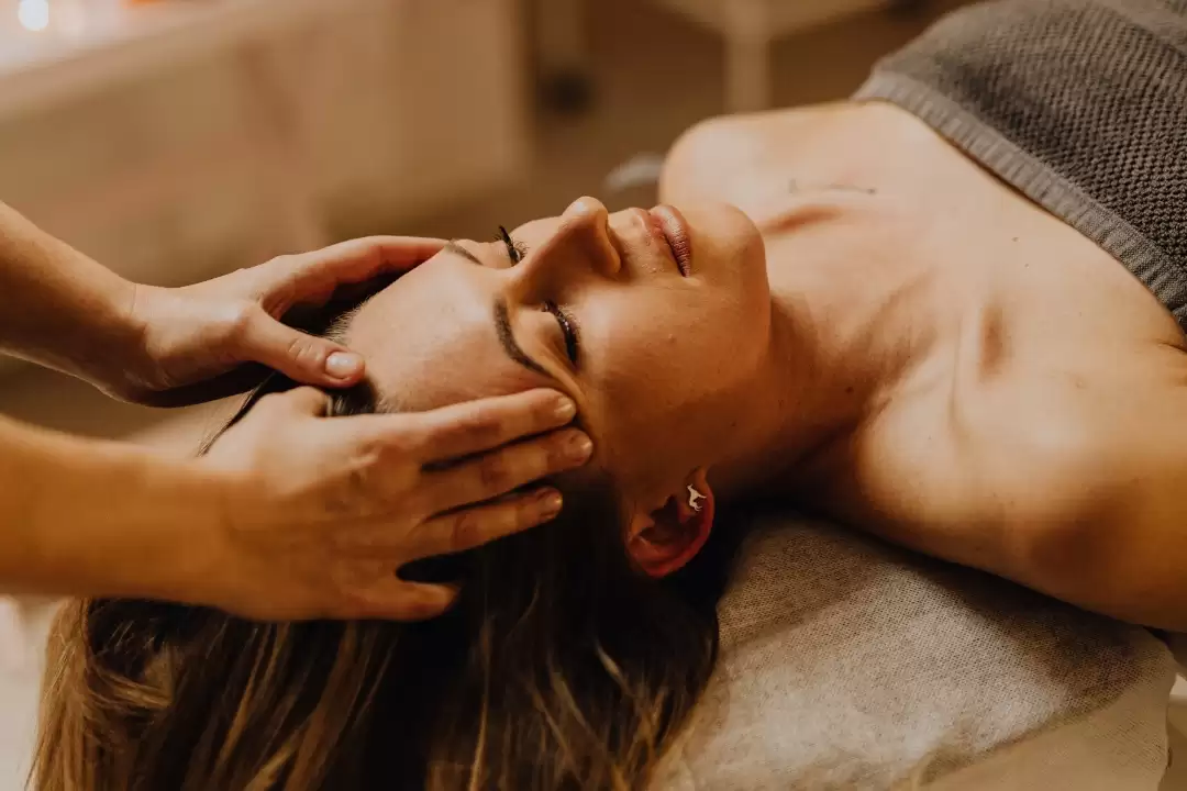 Ayurvedic Shirodara Massage in Ubud2