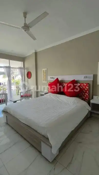Hotel Beachfront 9 Kamar dengan View Sunset Langsung ke Pantai di Lovina Bali