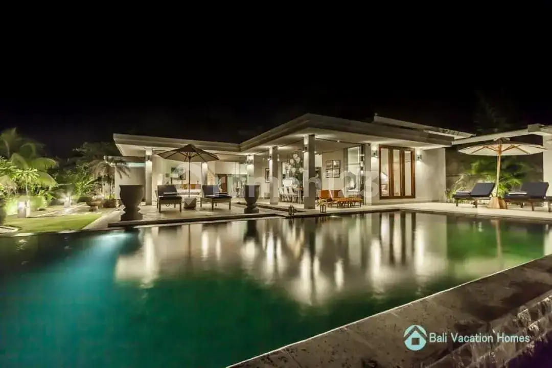 Villa Modern 3 Kamar Tidur dengan View Laut, Sawah, dan Bukit di Umeanyar Buleleng Bali