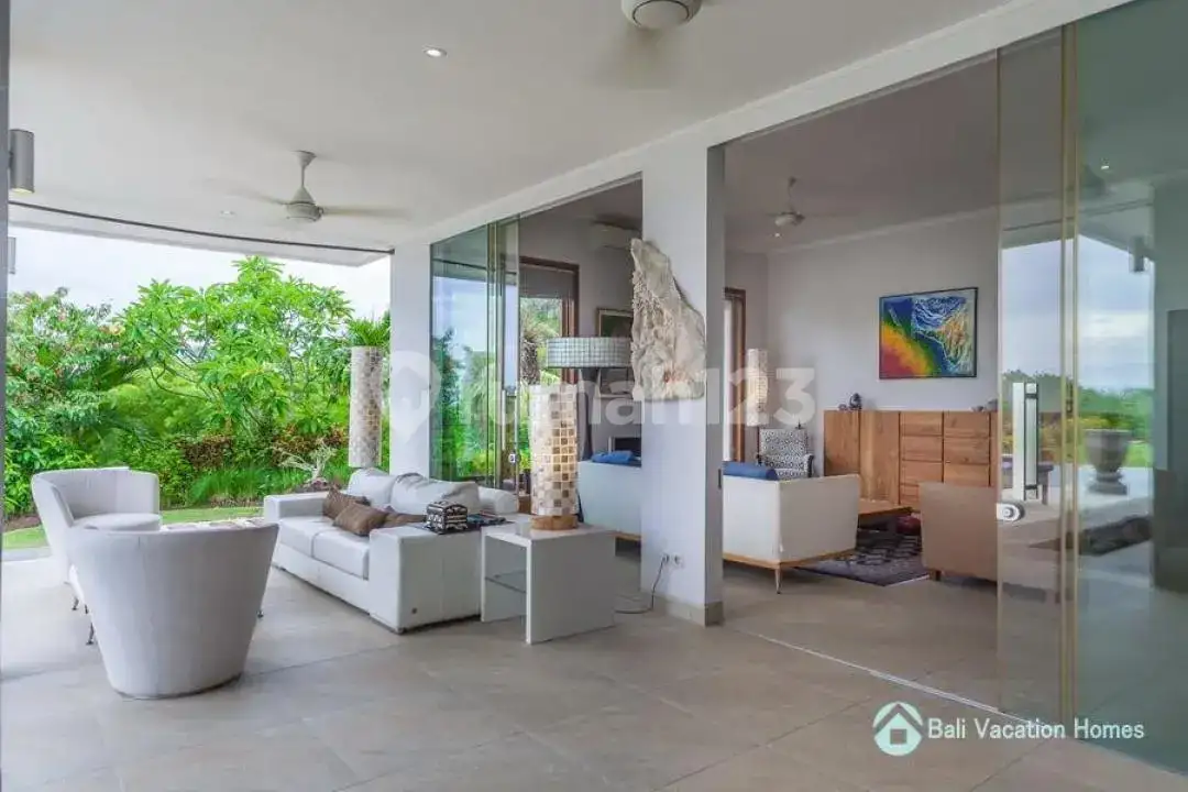 Villa Modern 3 Kamar Tidur dengan View Laut, Sawah, dan Bukit di Umeanyar Buleleng Bali