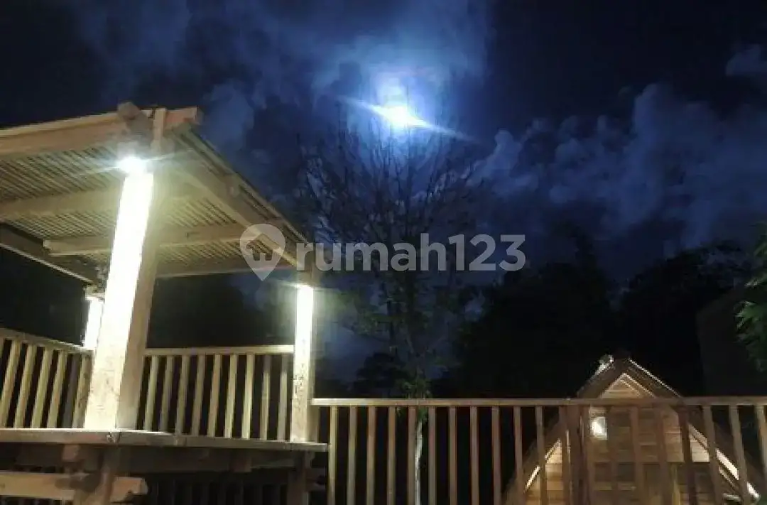 Villa Riverside 6 Kamar Tidur di Area Tenang Abiansemal Badung Bali