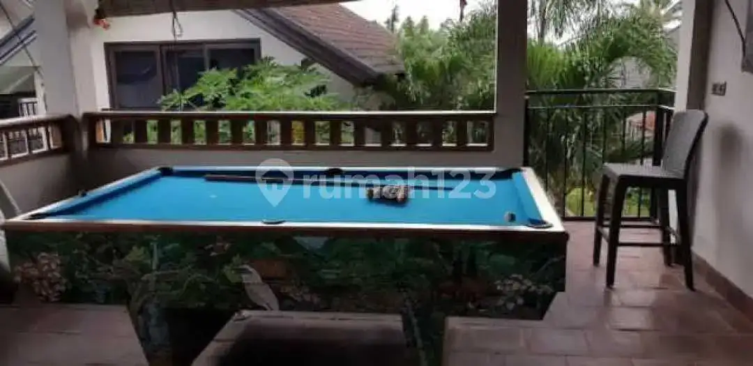 Villa dengan 3 Unit Homestay Berpenghasilan di Kaliasem Dekat Pusat Lovina Bali