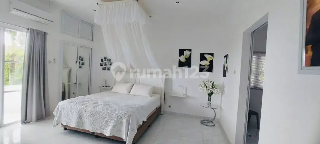 Villa 2 Kamar Tidur dengan Pemandangan Laut di Kayuputih Lovina Buleleng Bali