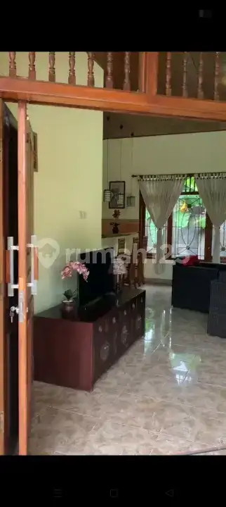 Villa di Bayualit Lovina Dekat Pantai dengan Lahan Luas Cocok untuk Hunian dan Investasi