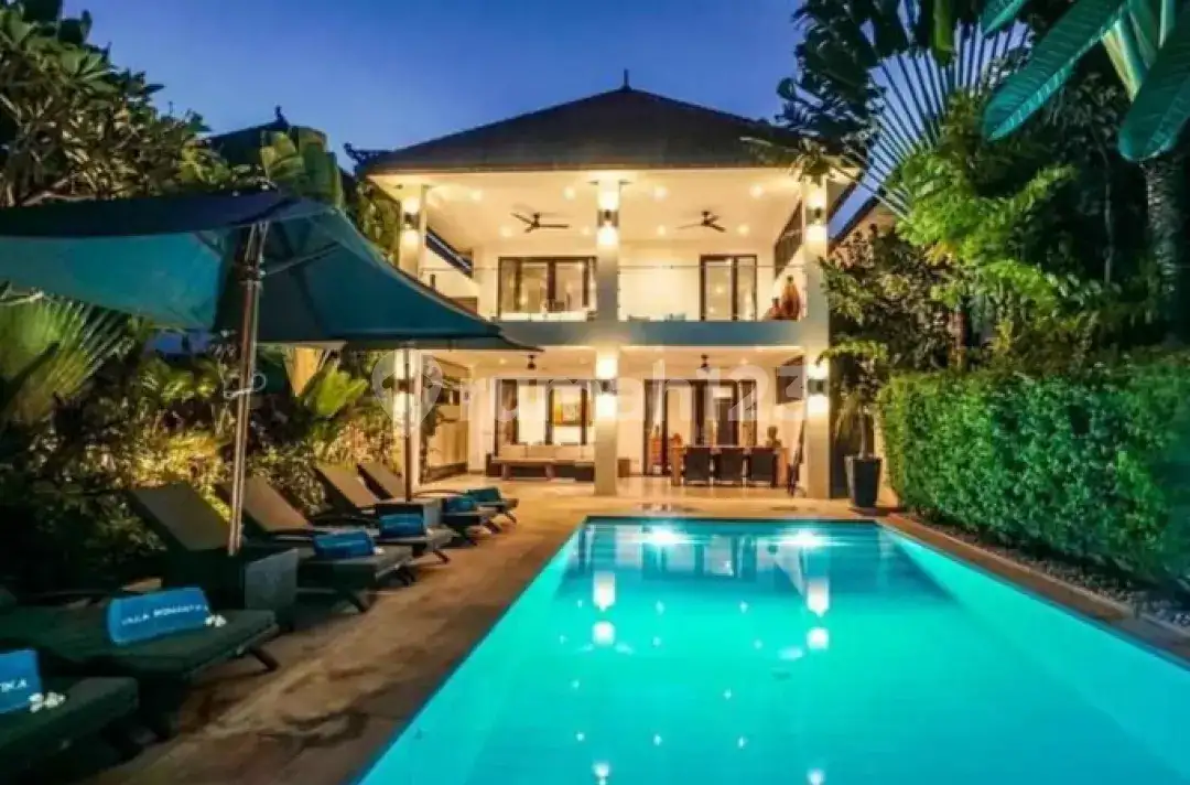 Luxury Beach Front Villa di Lovina dengan Pemandangan Sunset Cocok untuk Hunian dan Bisnis