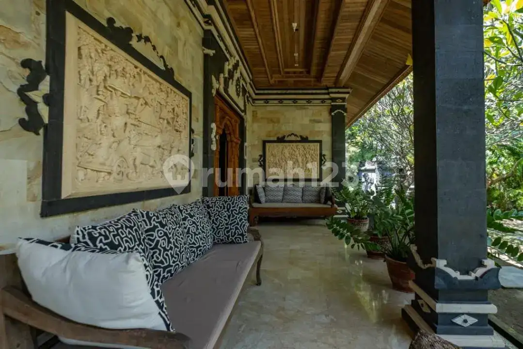 Villa Mewah 4 Kamar Tidur di Pemuteran dengan Pemandangan Gunung dan Lahan Luas