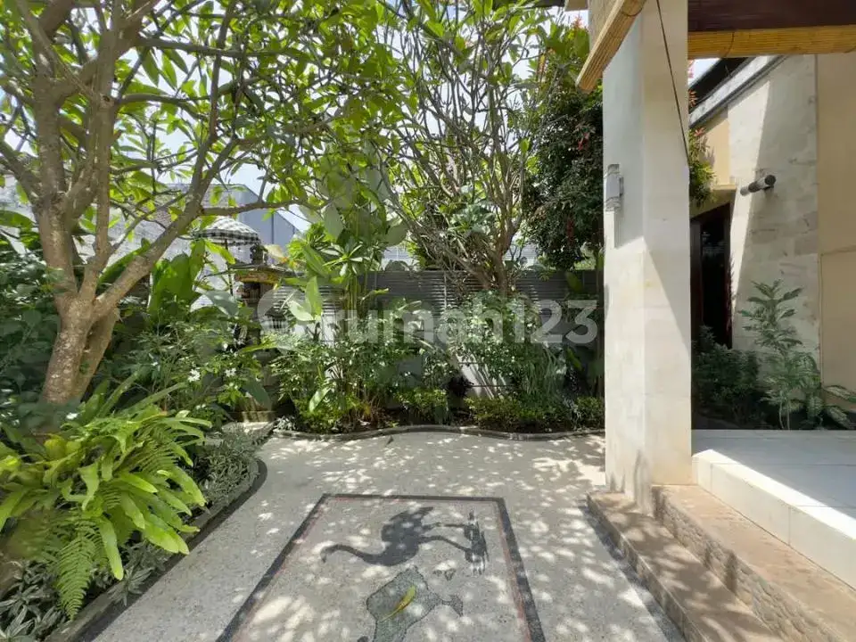 Villa 3 Kamar Tidur Dekat Pusat Lovina Cocok untuk Hunian dan Investasi