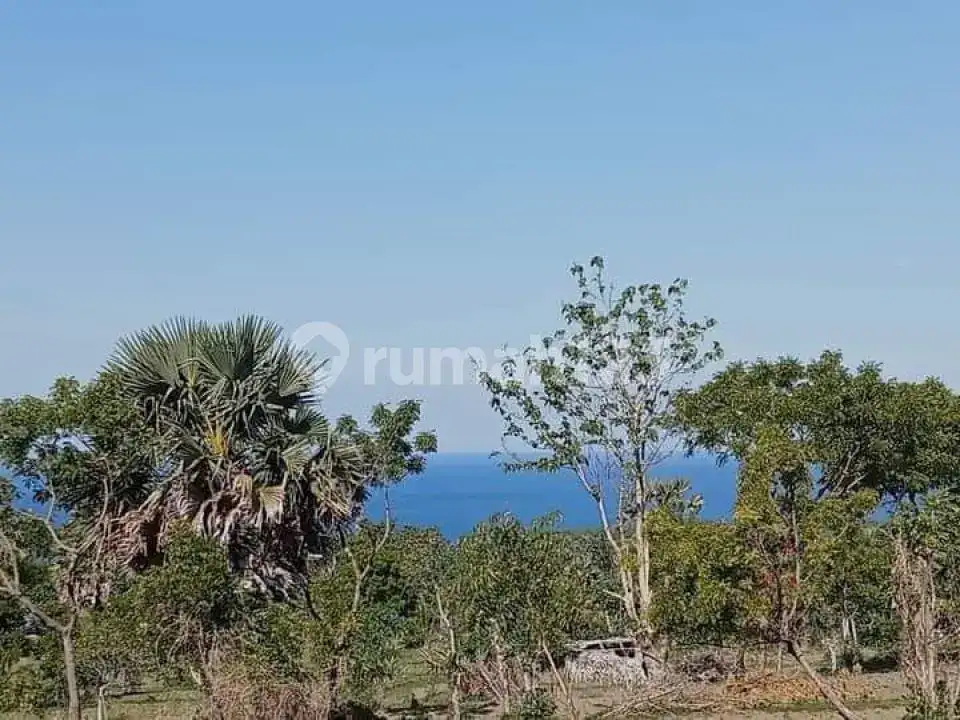 Tanah di Tulamben dengan Pemandangan Laut dan Gunung Cocok untuk Villa dan Resort Diving