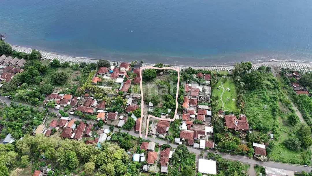 Tanah Beachfront di Amed Bunutan dengan View Laut dan Gunung Harga Kompetitif