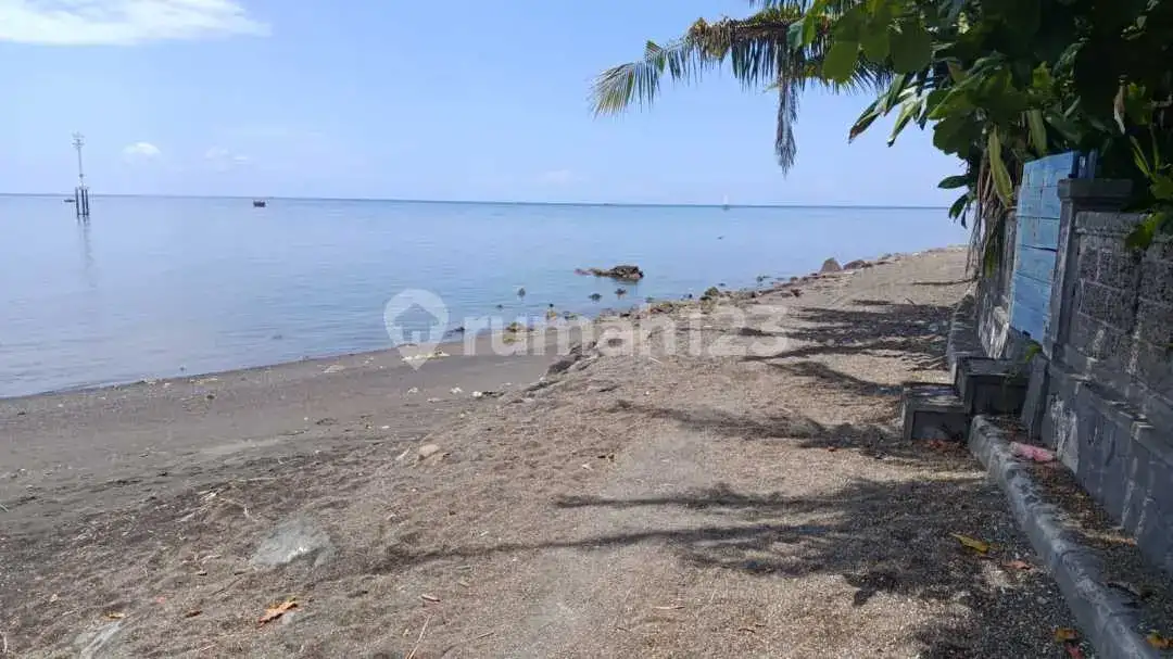 Beachfront Villa 3 Kamar Tidur di Pemaron dengan Sunset View Cocok untuk Hunian dan Investasi