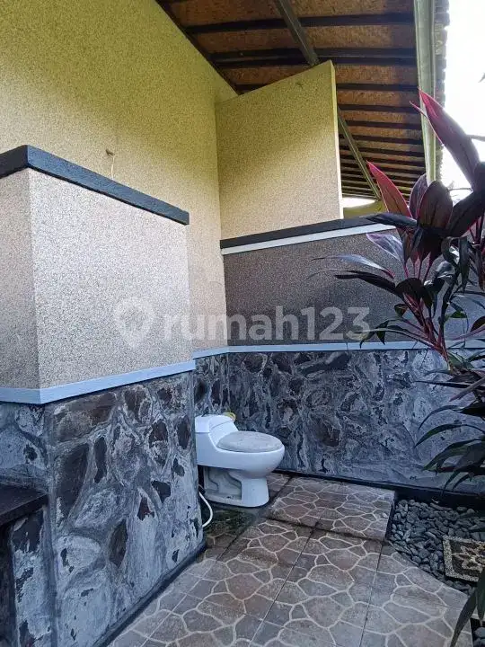 Homestay 3 Kamar Tidur dan Rumah Pribadi di Pemuteran Dekat Pantai Cocok untuk Usaha dan Hunian