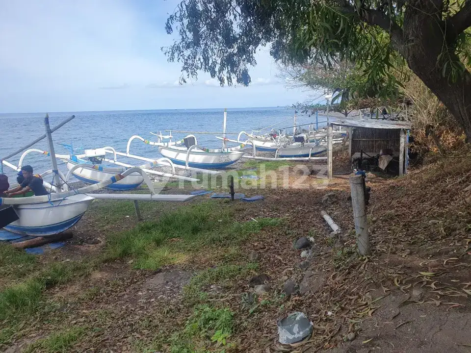 Tanah Beachfront di Tulamben dengan View Laut dan Gunung Cocok untuk Villa dan Hotel