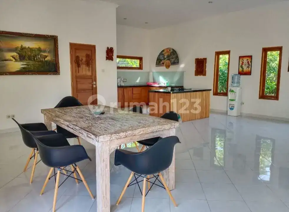 Villa 3 Kamar Tidur Harga Di Bawah Pasaran Dekat Pantai Lovina