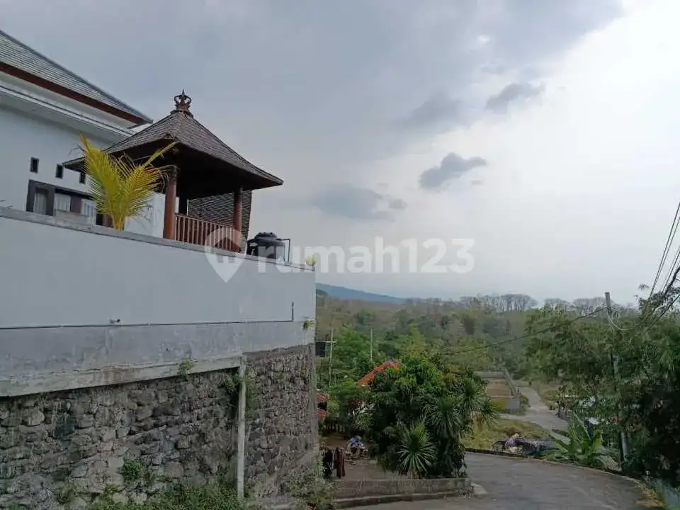 Villa 2 Kamar Tidur dengan View Laut di Anturan Lovina