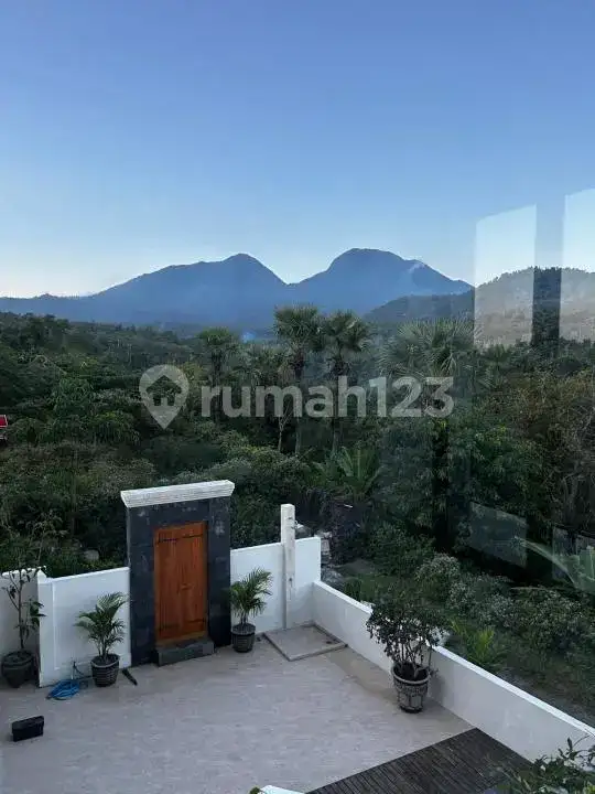 Villa Modern Mewah 3 Kamar Tidur dengan View Laut dan Pegunungan di Karangasem