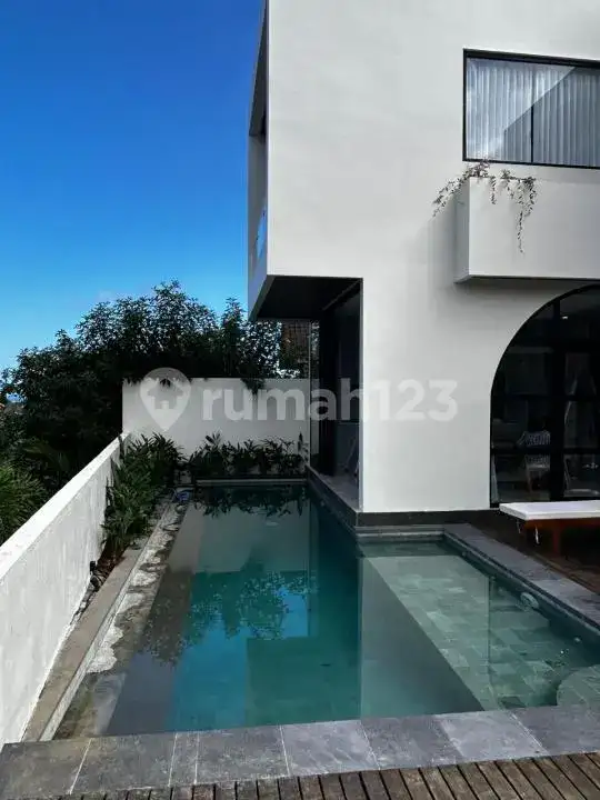 Villa Modern Mewah 3 Kamar Tidur dengan View Laut dan Pegunungan di Karangasem