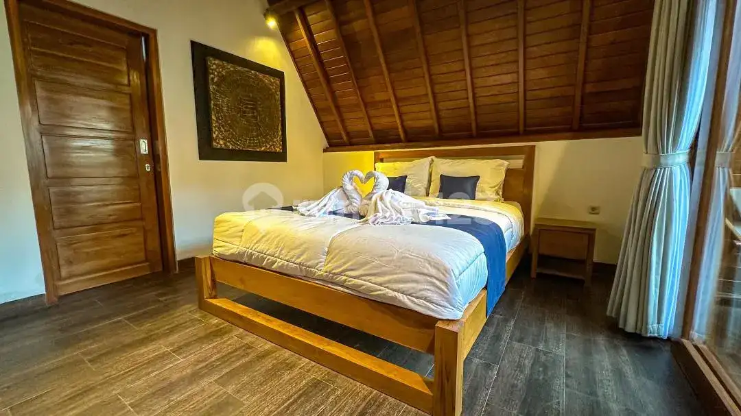 Villa Modern 2 Kamar Tidur Dekat Pantai di Temukus Lovina