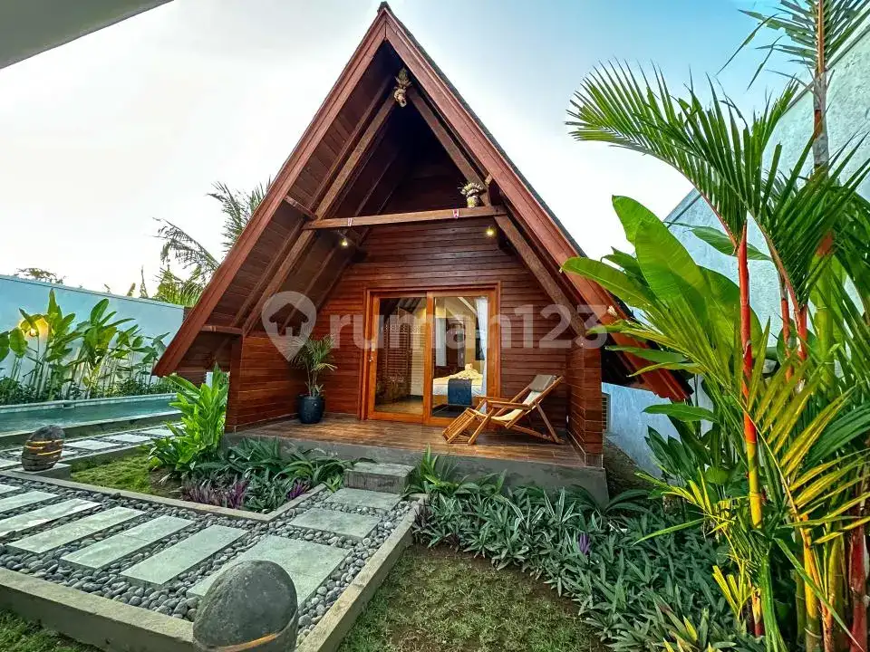 Villa Modern 2 Kamar Tidur Dekat Pantai di Temukus Lovina