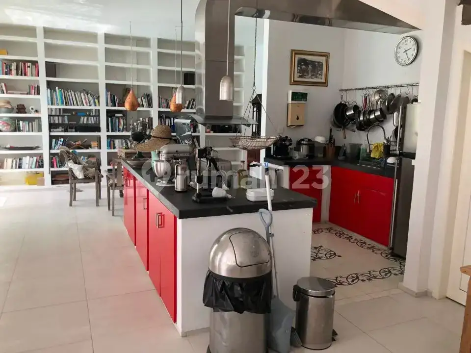 Villa 2 Kamar Tidur Dekat Pusat Lovina dengan View Sawah dan Pegunungan di Kaliasem