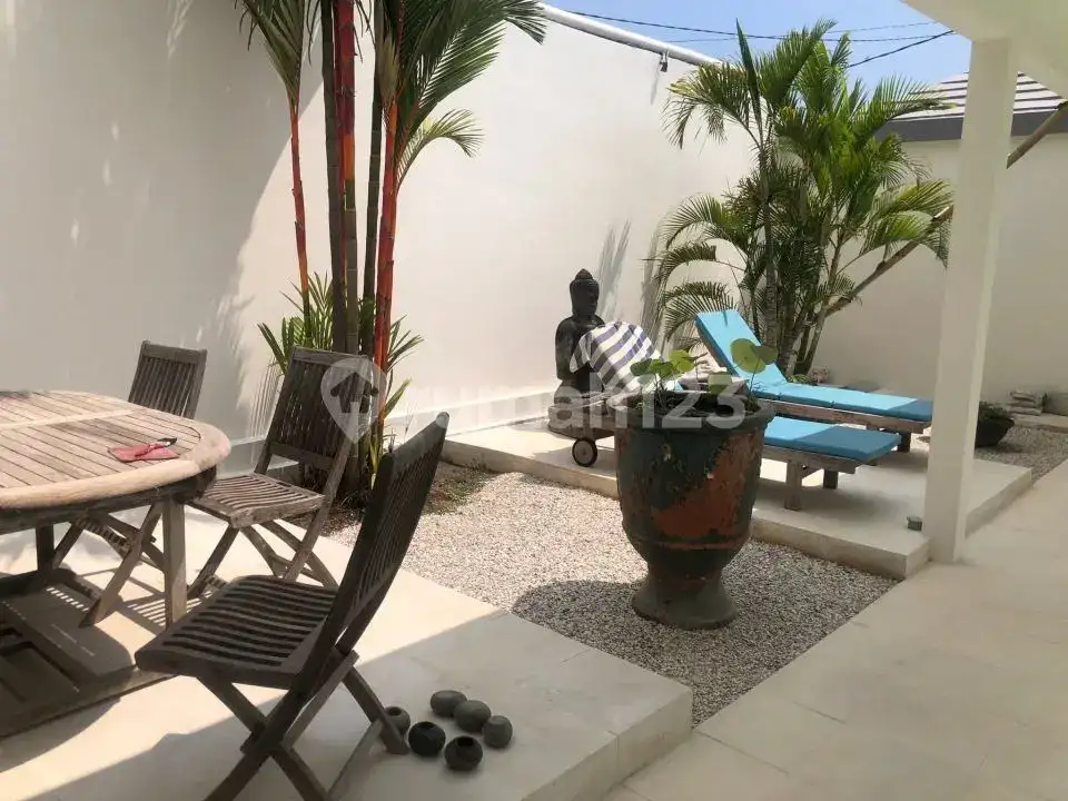 Villa 2 Kamar Tidur Dekat Pusat Lovina dengan View Sawah dan Pegunungan di Kaliasem